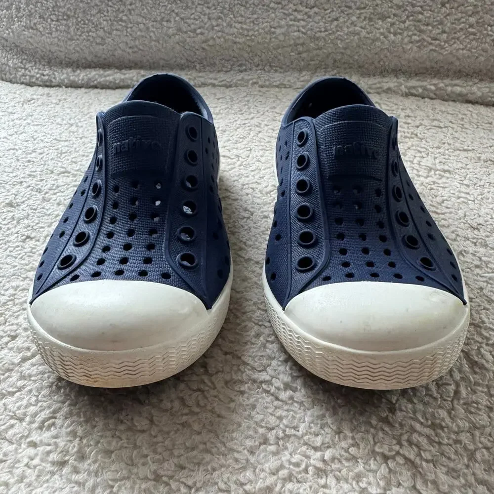 Native Kids Jefferson Sneakers in Regatta Blue with a White Shell Toe